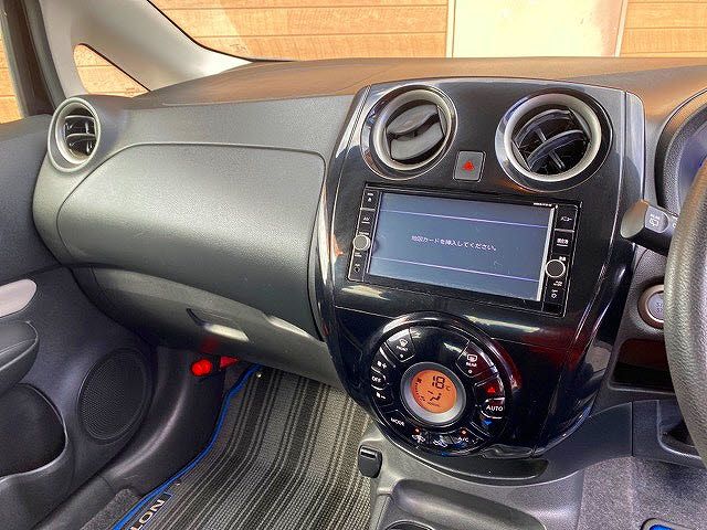 Nissan NOTE 2017-12 20137-10