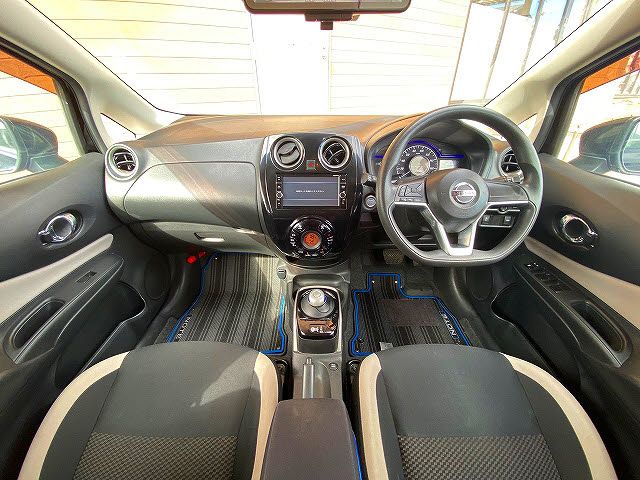 Nissan NOTE 2017-12 20137-1