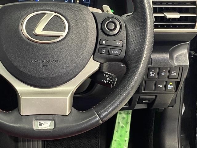 Lexus IS 2015-02 196816-19