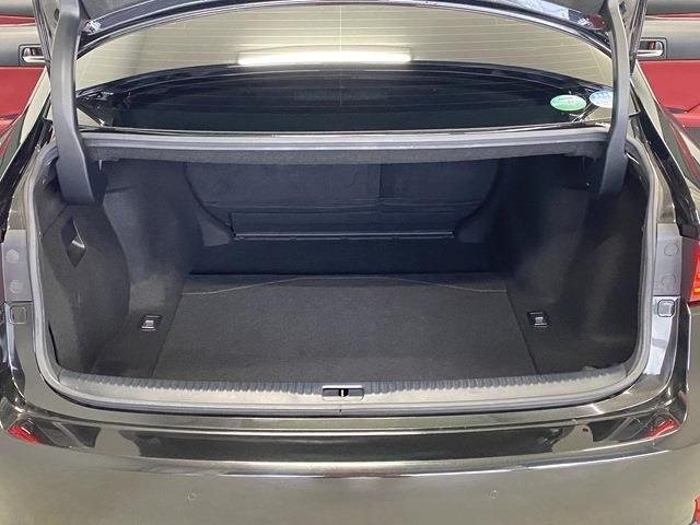 Lexus IS 2015-02 196816-10