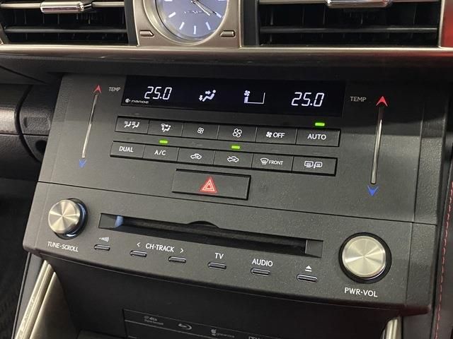 Lexus IS 2015-02 196816-13