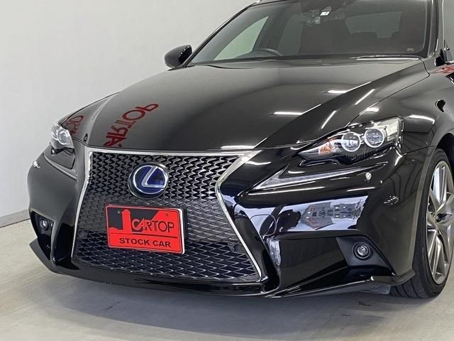 Lexus IS 2015-02 196816-6