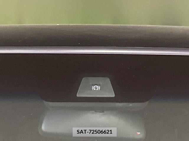 Honda N BOX CUSTOM 2019-02 364919-2