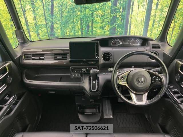 Honda N BOX CUSTOM 2019-02 364919-1