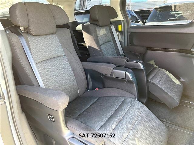 Toyota VELLFIRE 2012-04 207626-19