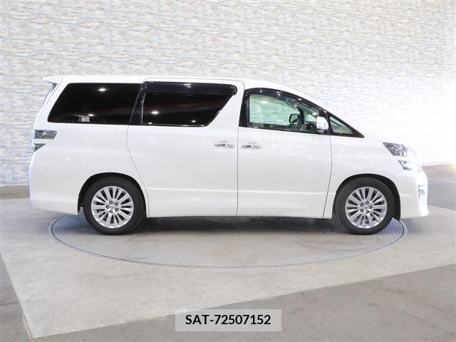 Toyota VELLFIRE 2012-04 207626-9