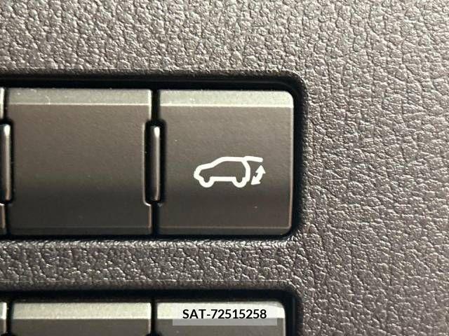 Lexus NX 2019-04 275684-6