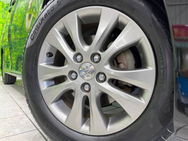 Toyota VOXY 2012-03 185374-13