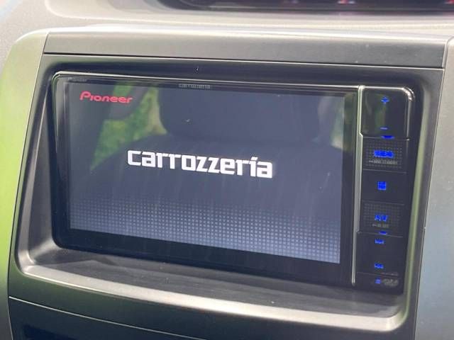 Toyota VOXY 2012-03 185374-2