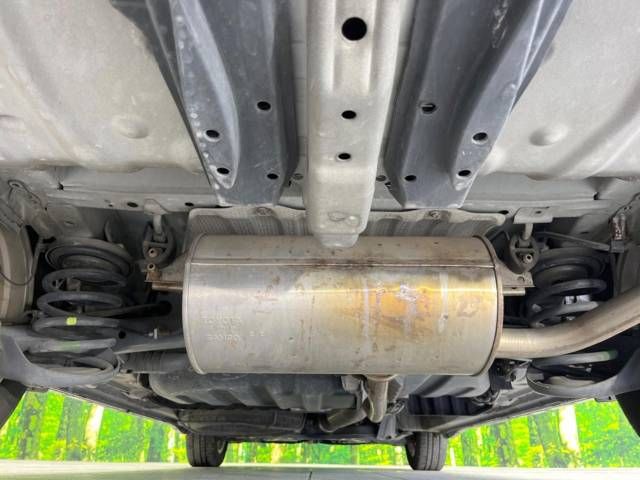 Toyota VOXY 2012-03 185374-19