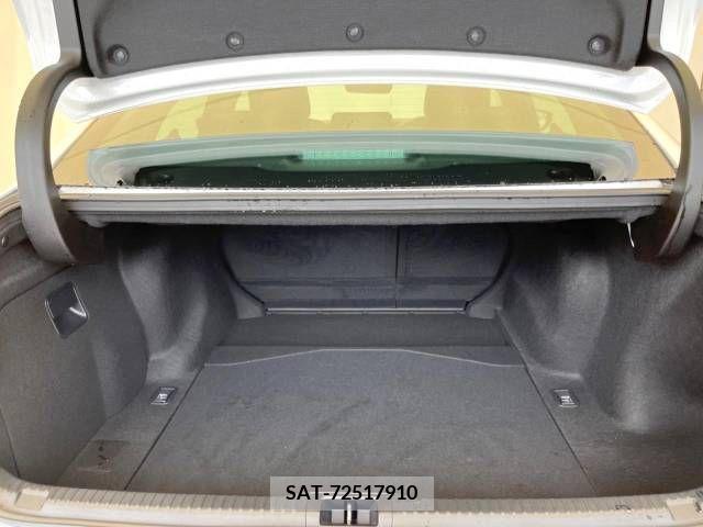 Lexus IS 2021-04 354031-12