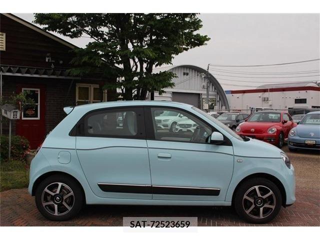 Renault TWINGO 2017-06 284088-1