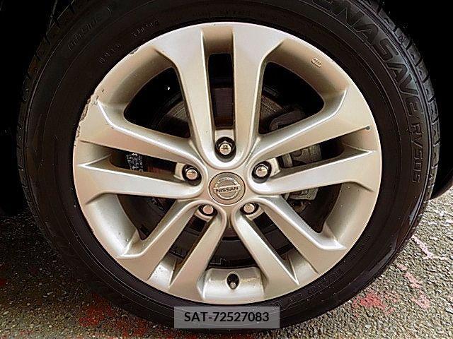 Nissan JUKE 2011-09 320487-24