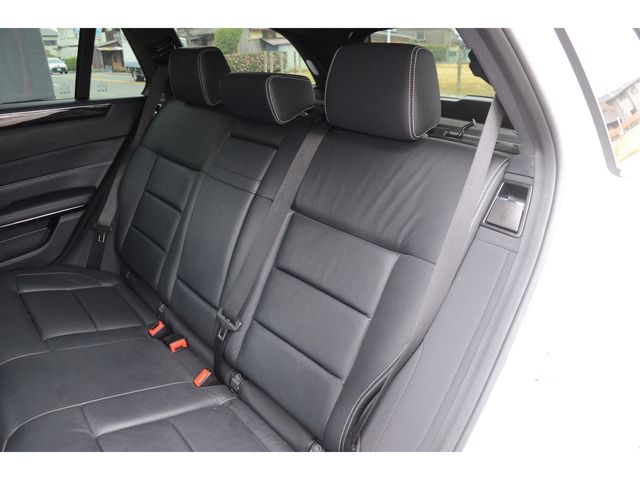 Mercedes Benz E-CLASS 2013-10 654-16