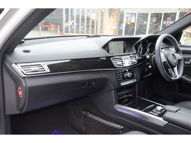 Mercedes Benz E-CLASS 2013-10 654-13
