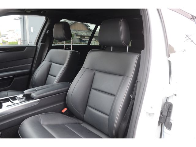 Mercedes Benz E-CLASS 2013-10 654-14