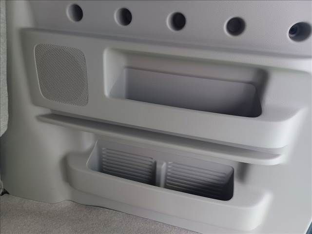 Suzuki EVERY WAGON 2017-07 184934-29