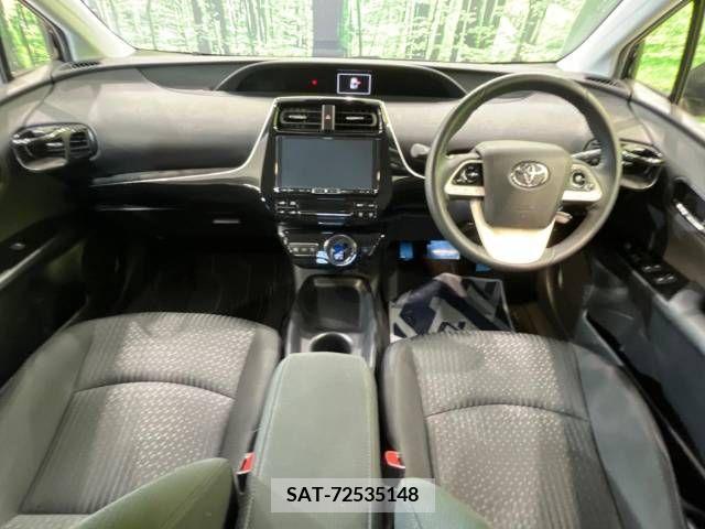 Toyota PRIUS 2017-05 282127-1