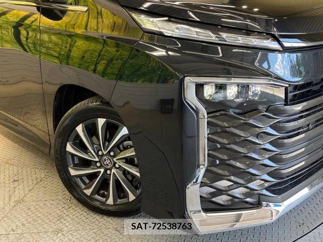 Toyota VOXY 2023-10 380572-14