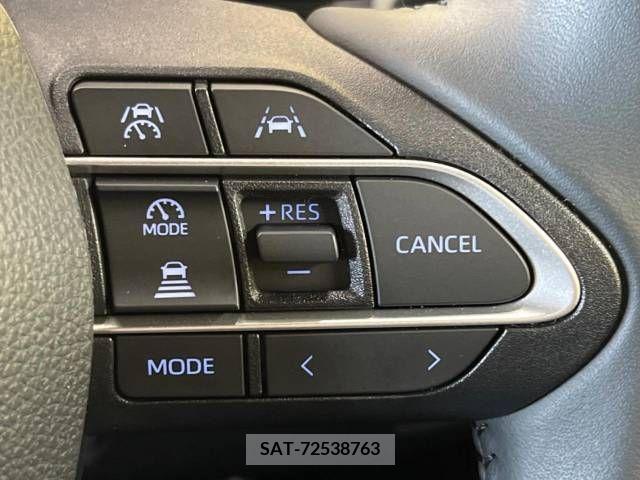 Toyota VOXY 2023-10 380572-5