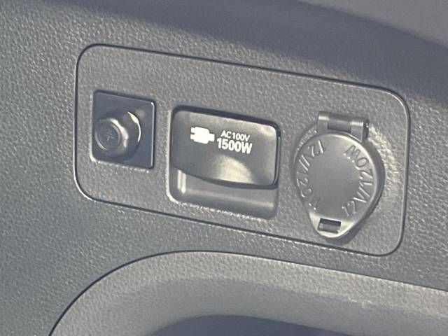 Toyota RAV4 2019-08 13352-7