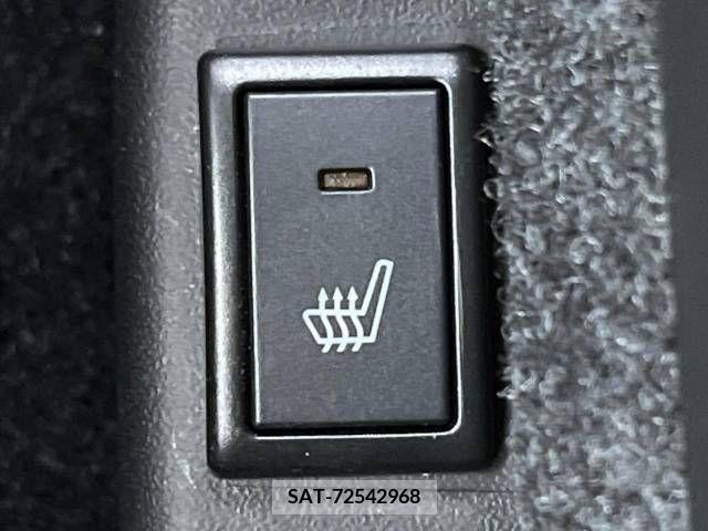 Suzuki X BEE 2021-11 395428-6