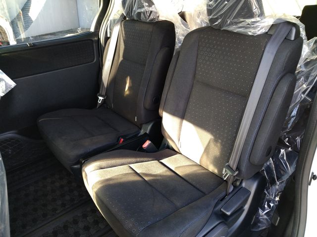Toyota NOAH HYBRID 2017-01 11454-20