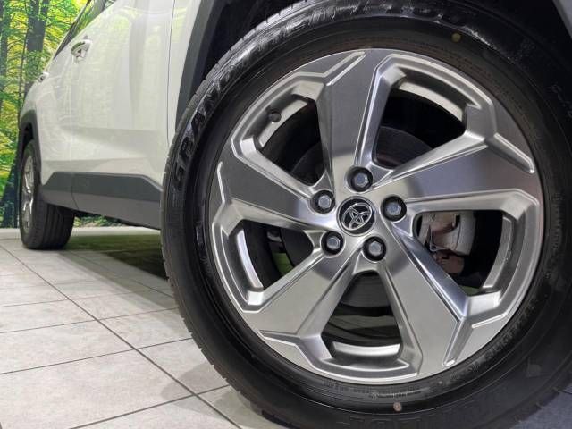 Toyota RAV4 2020-05 187293-13