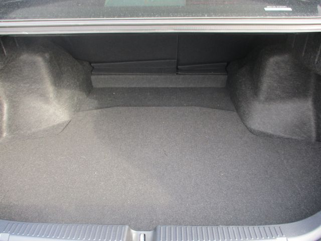 Toyota MARK X 2017-01 184284-14