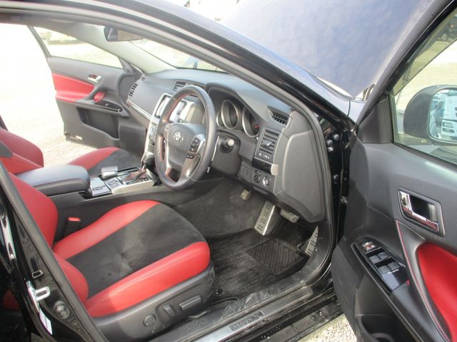 Toyota MARK X 2017-01 184284-9