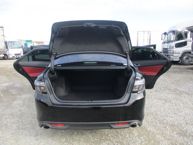 Toyota MARK X 2017-01 184284-13