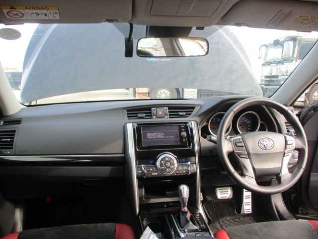 Toyota MARK X 2017-01 184284-2