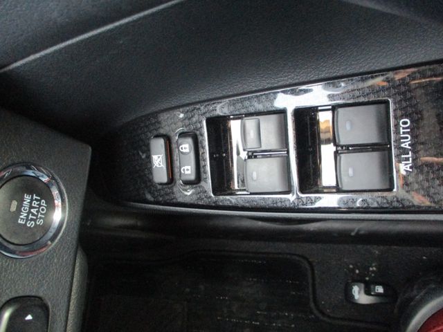 Toyota MARK X 2017-01 184284-19