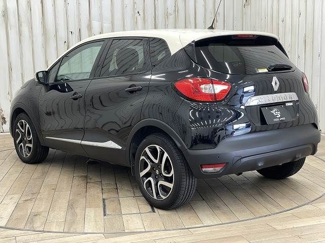 Renault CAPTUR 2014-06 9247-16