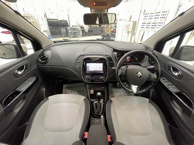 Renault CAPTUR 2014-06 9247-2