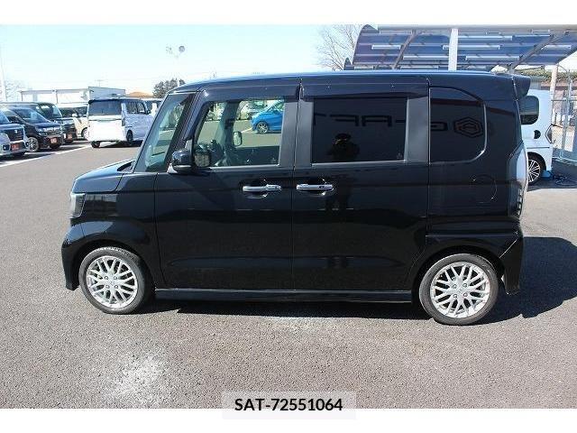 Honda N BOX 2021-02 221717-8