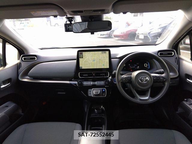 Toyota AQUA 2021-12 356151-2