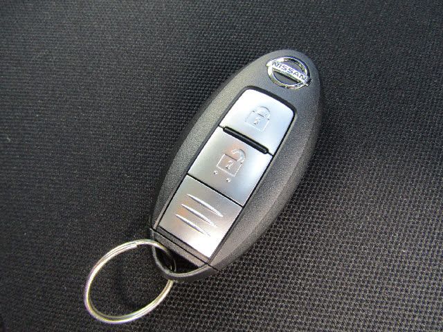 Nissan NOTE 2018-02 18072-22