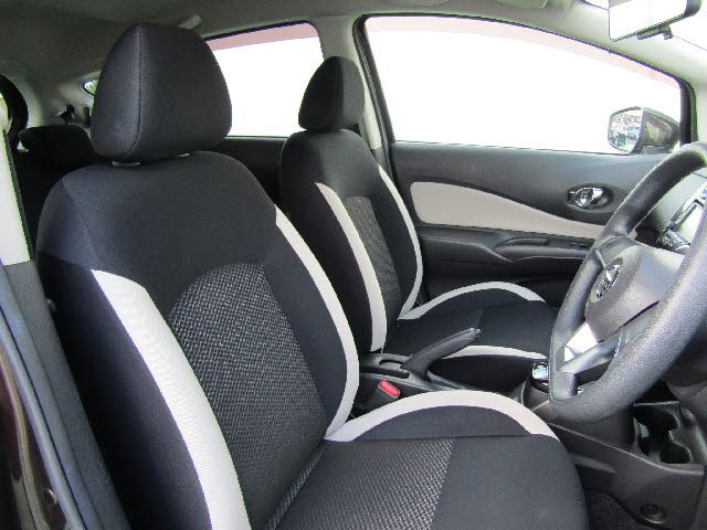 Nissan NOTE 2018-02 18072-9