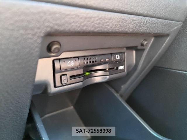 Toyota VELLFIRE 2012-04 288142-18