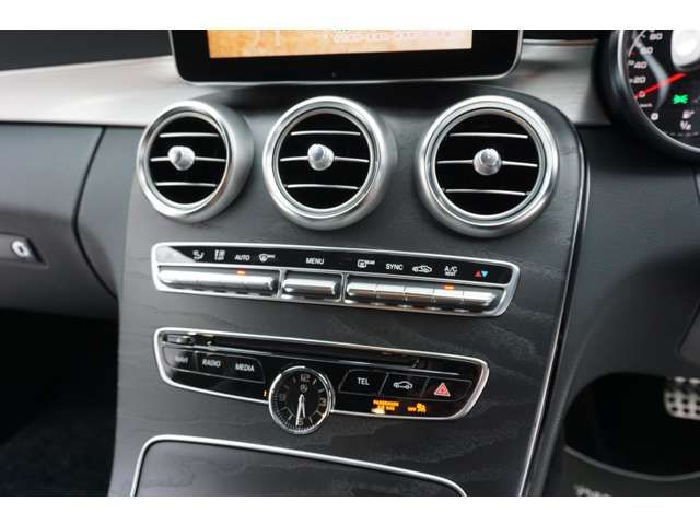 Amg C-CLASS 2018-04 22135-11