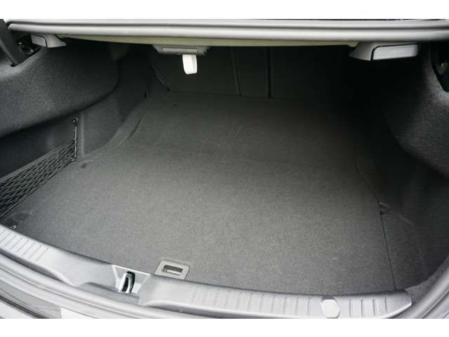 Amg C-CLASS 2018-04 22135-17