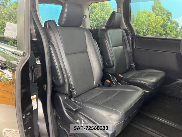 Toyota ESQUIRE 2016-11 225369-8