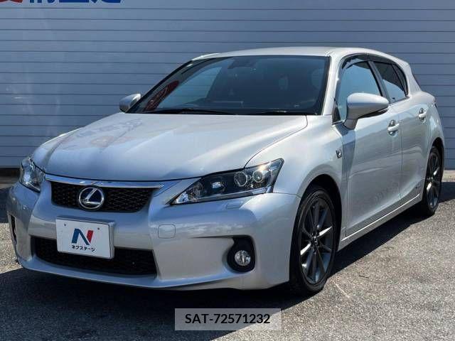 Lexus CT 2011-02 322652-16