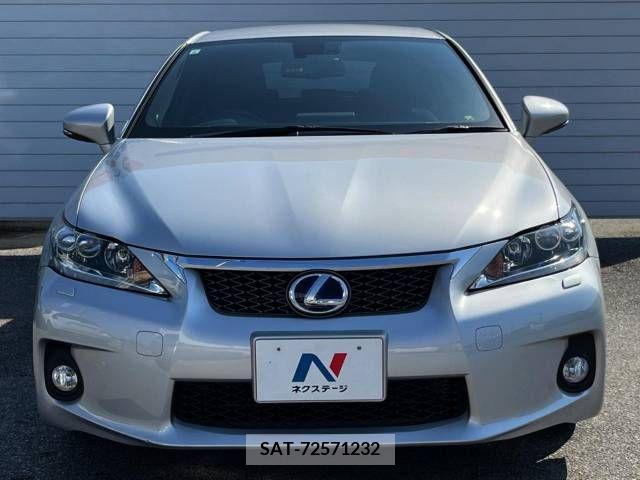 Lexus CT 2011-02 322652-14