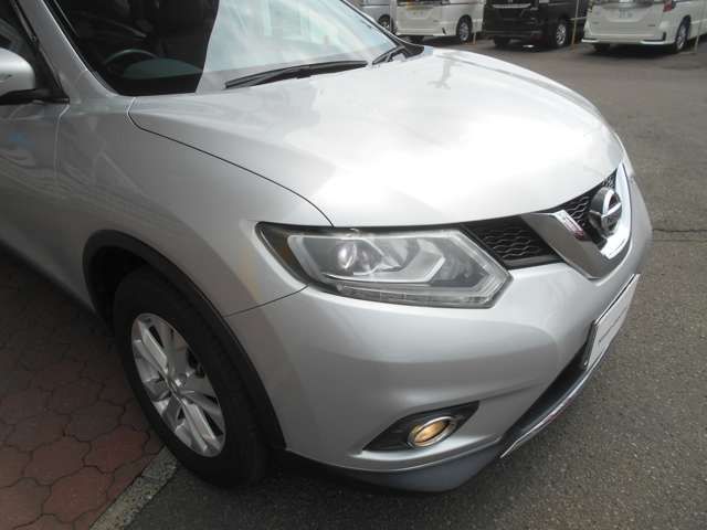 Nissan X-TRAIL 2015-06 7034-5