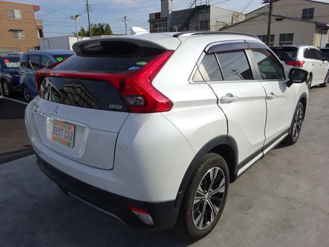Mitsubishi ECLIPSE CROSS 2018-10 27865-7