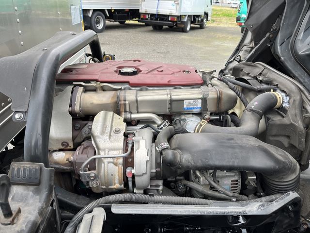 Hino DUTRO 2017-11 28689-23
