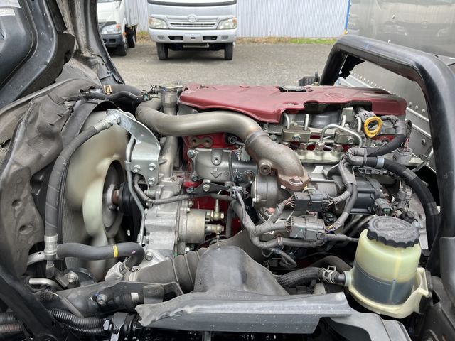 Hino DUTRO 2017-11 28689-22