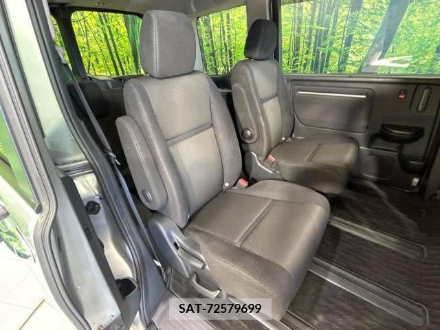 Honda e 2021-03 341815-9